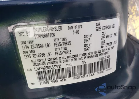 2001 Jeep Cherokee Sport z USA, uszkodzony, nr VIN 1J4FF48S81L587791